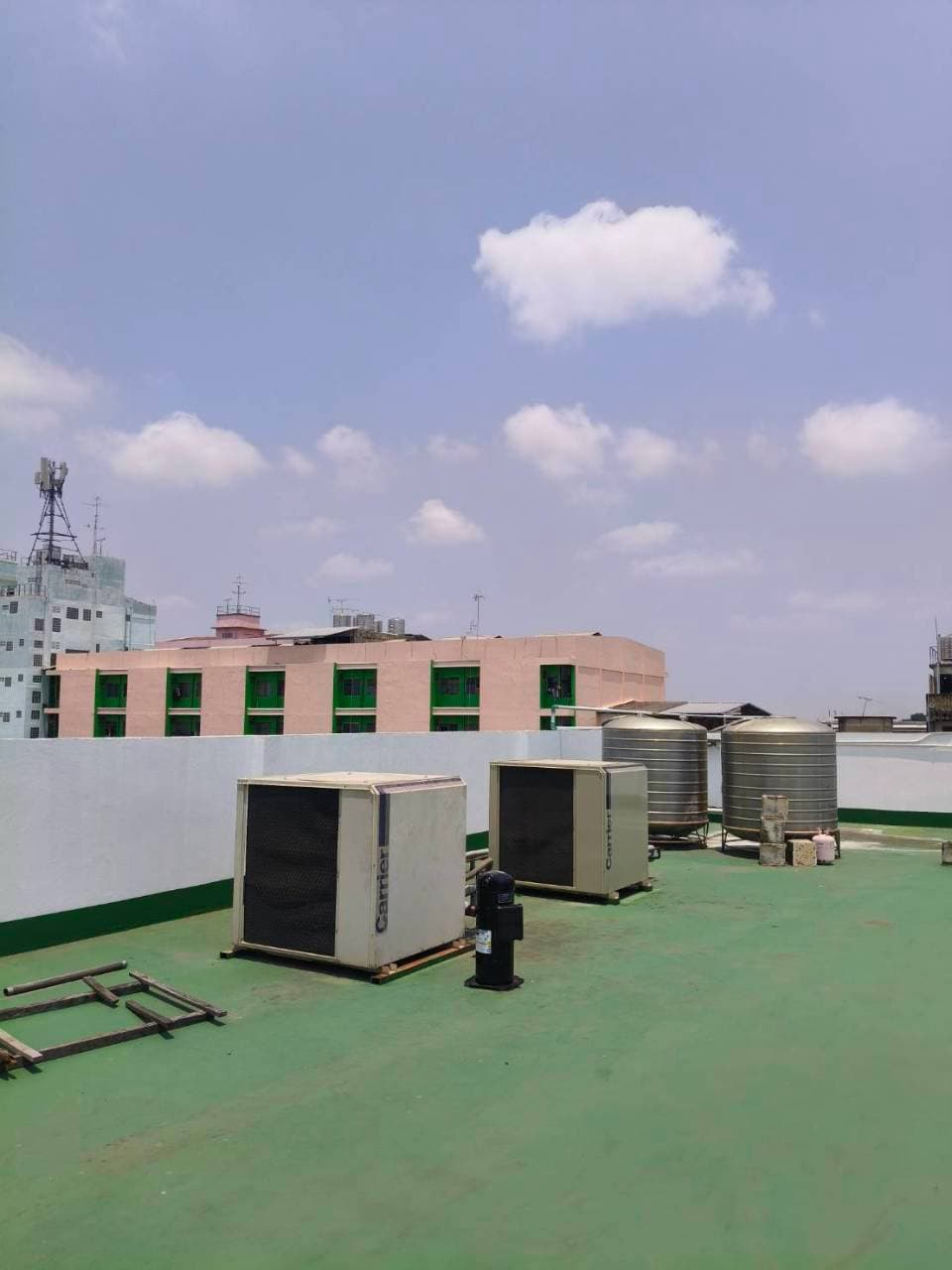 Rooftop condensing units — 10